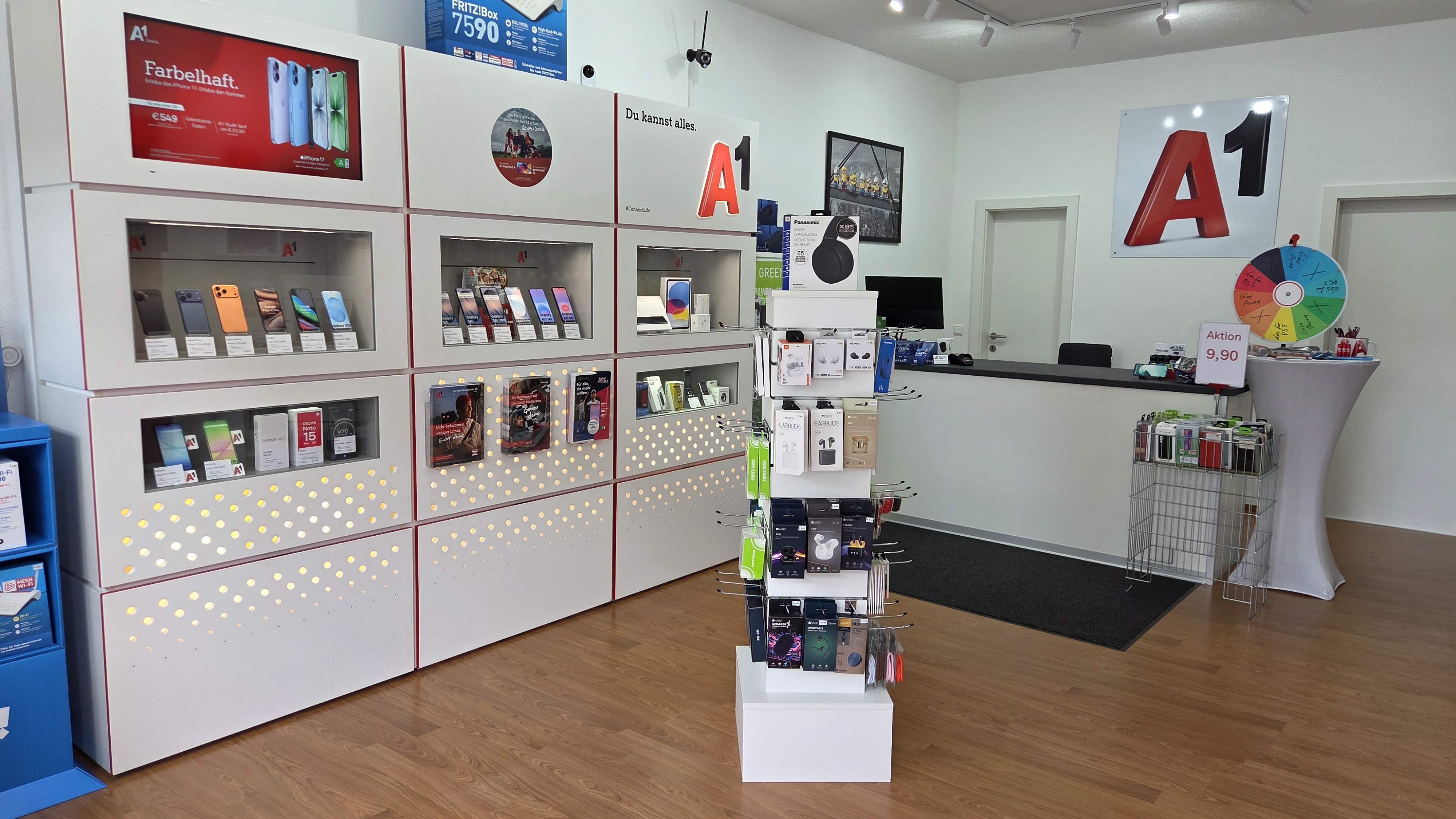 A1 Store Innsbruck Zubehör Wand
