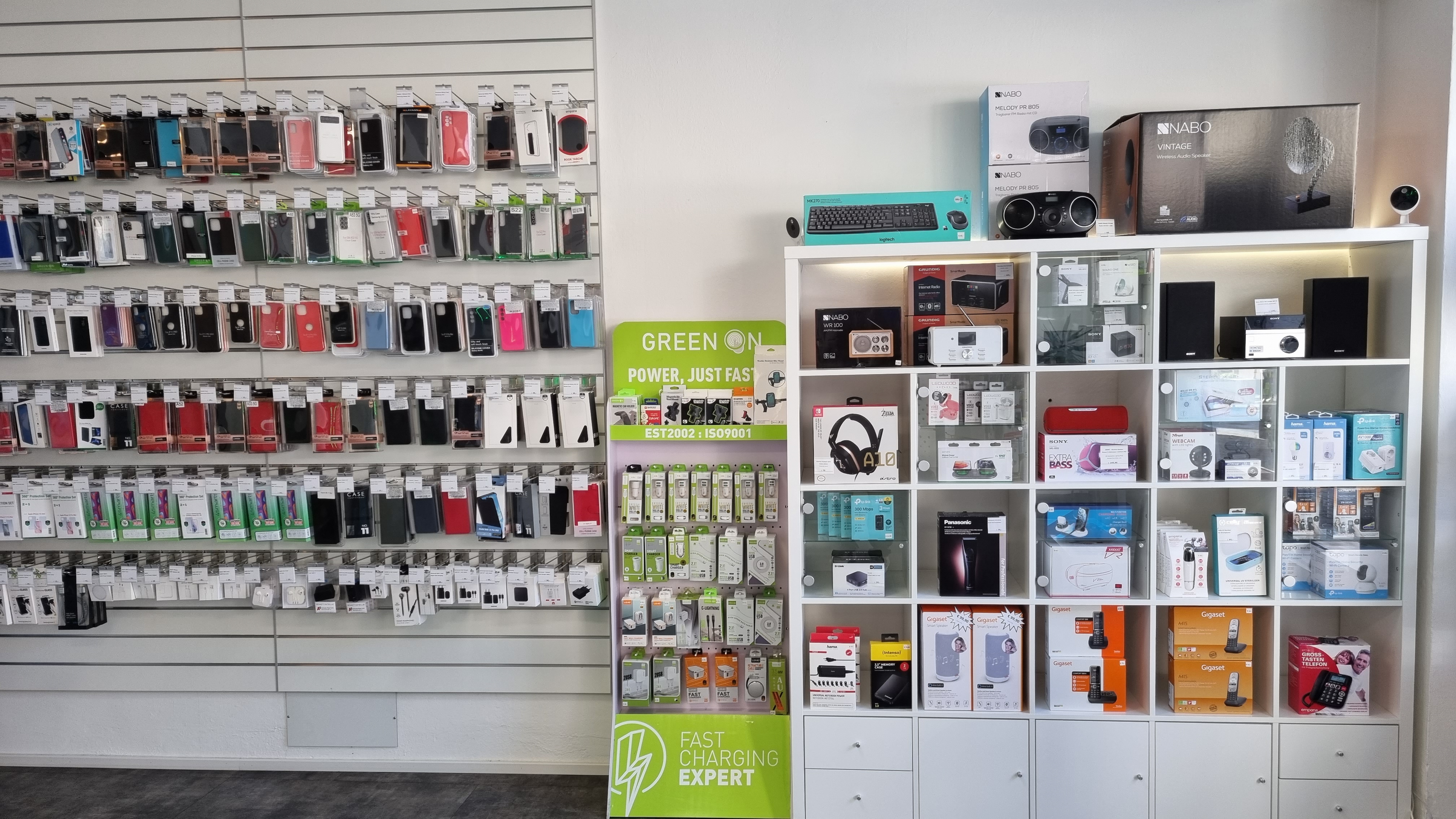 A1 Store Innsbruck Zubehör Wand